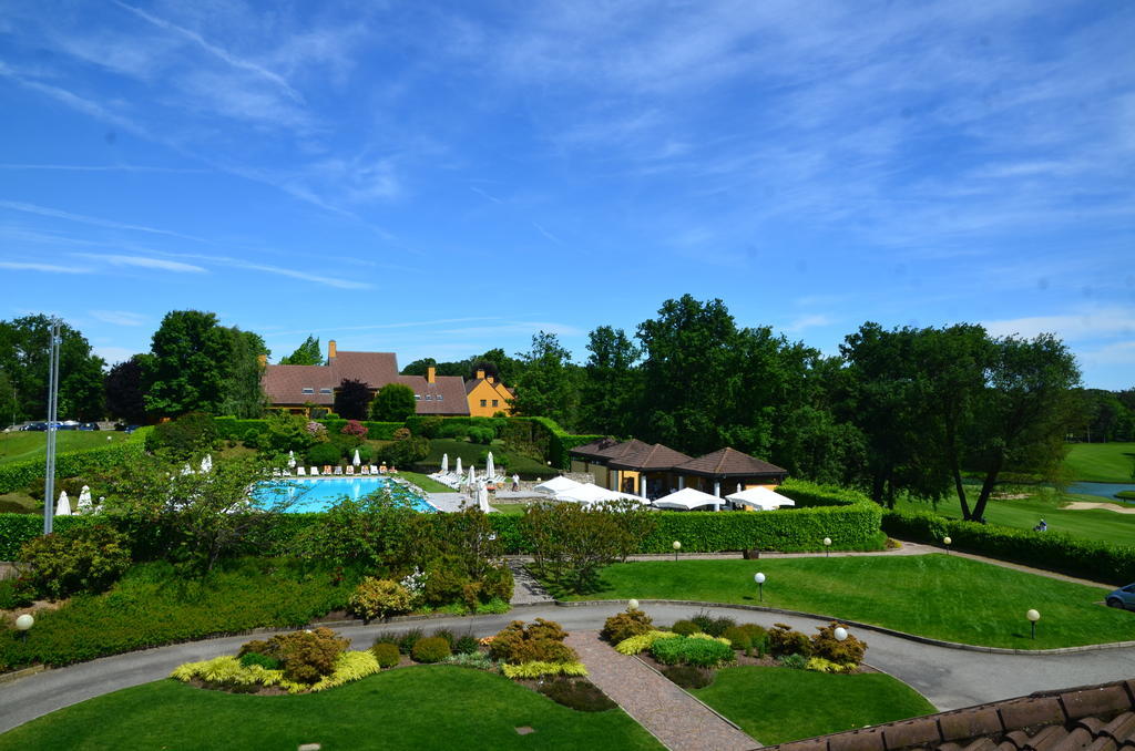 Golf Hotel Castelconturbia Agrate Conturbia Exterior photo