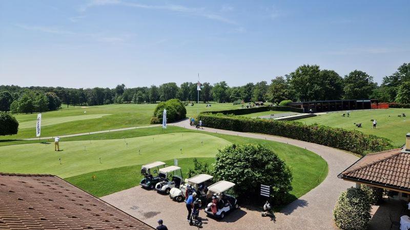 Golf Hotel Castelconturbia Agrate Conturbia Exterior photo
